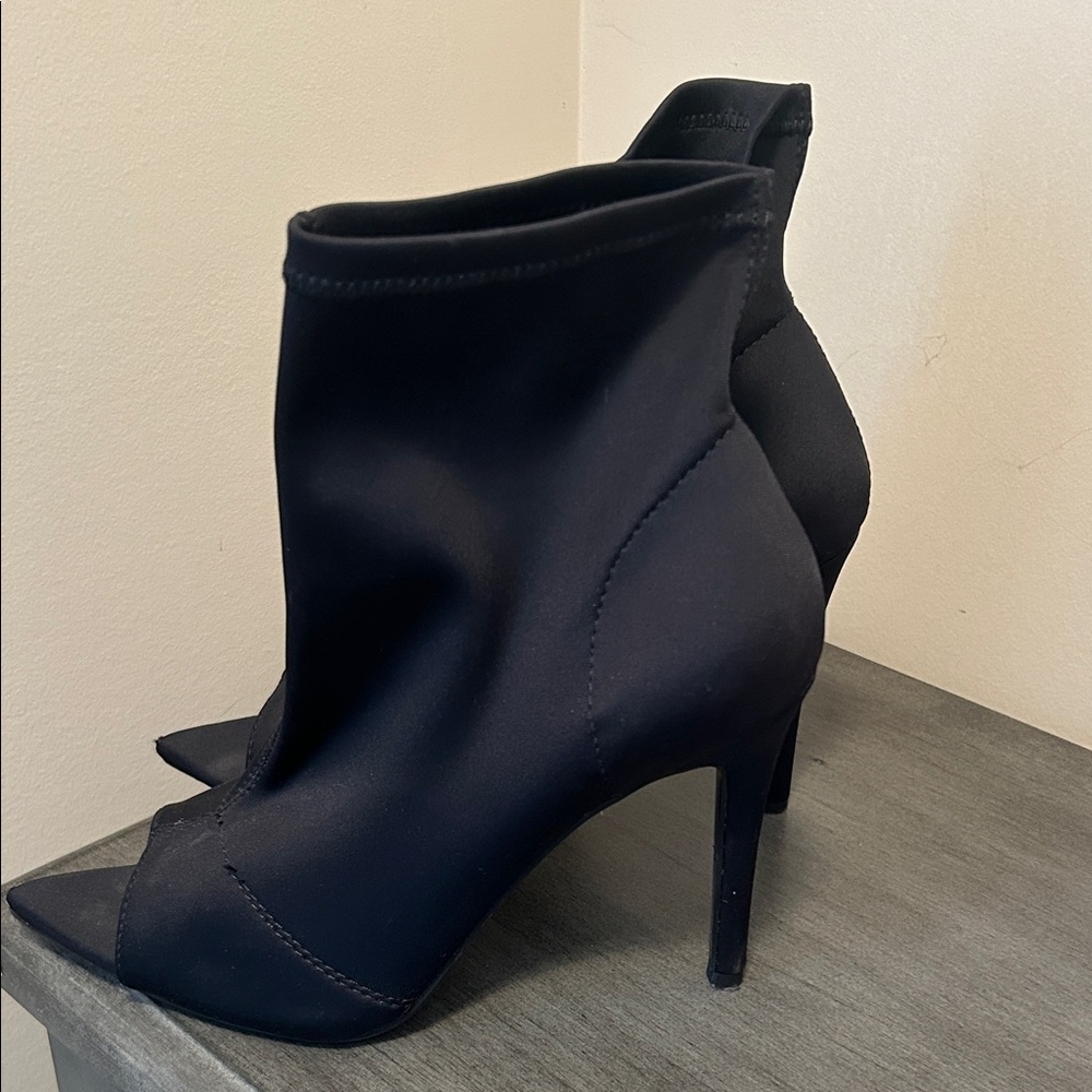 Chic Black Heeled Ankle Boots